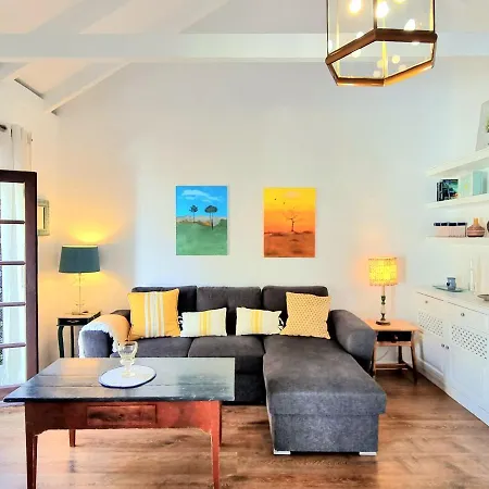 Downtown Pueblo Lopez Eco In Center Apartment *